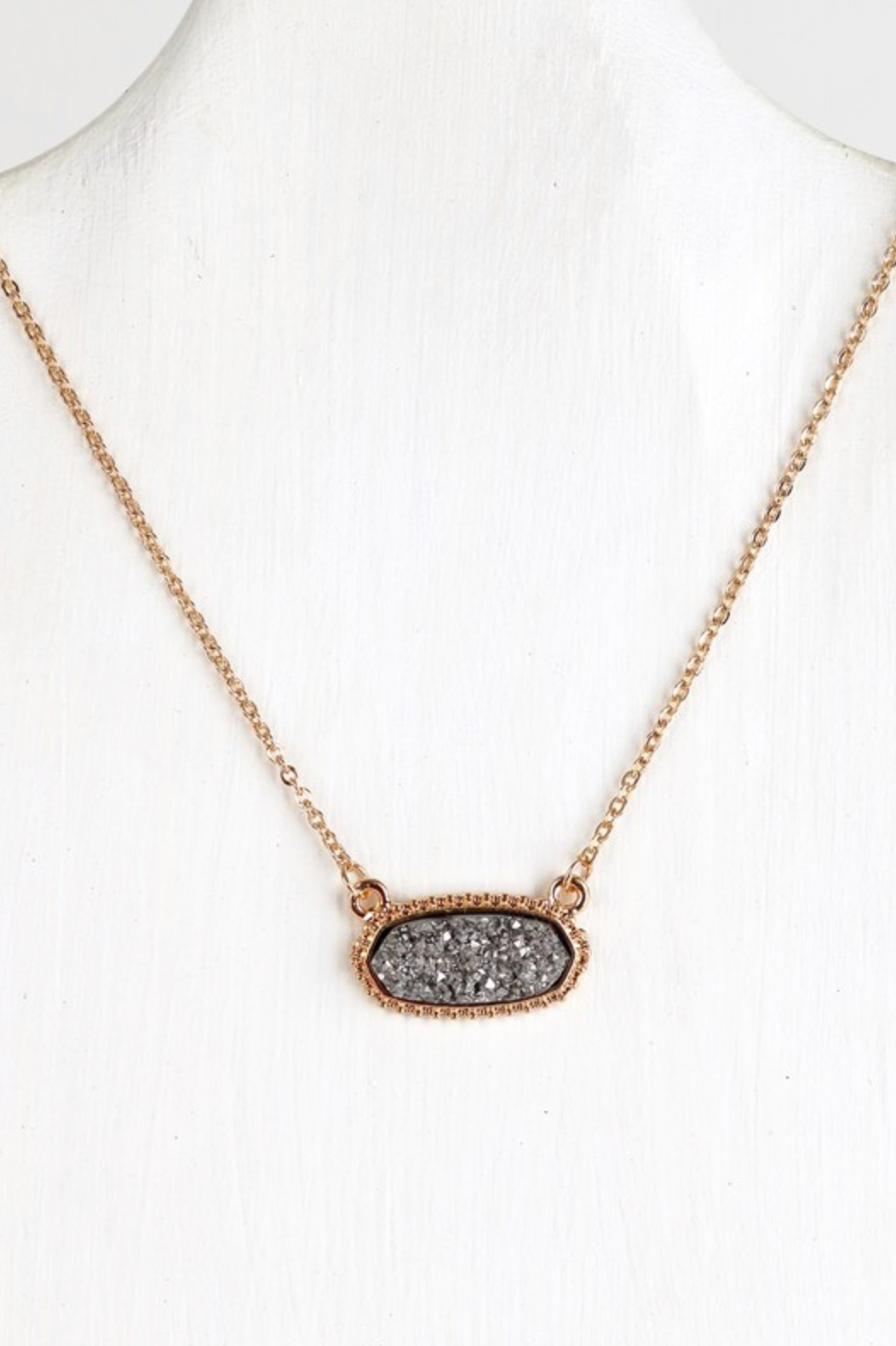 The Olivia Drusy Pennant Necklace in Platinum