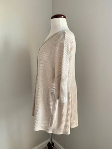 The Rylee Peplum V-Neck Thermal Top - Taupe